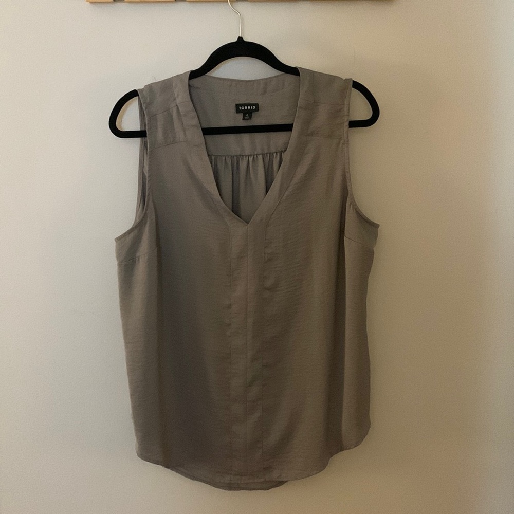 Torrid gray sleeveless blouse, v neck